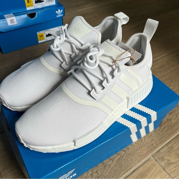 adidas Other - adidas NMD R1 Primeblue